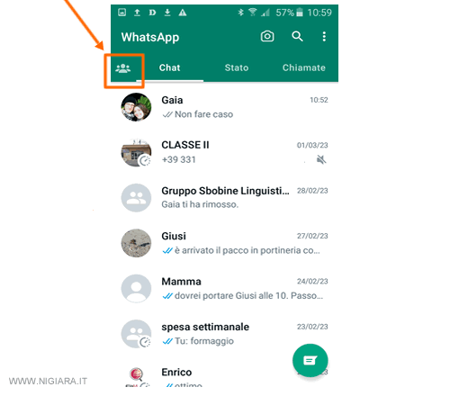 accedi alla sezione delle community di Whatsapp