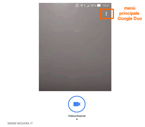 apri il menù principale di Google Duo premendo sull'icona in alto a destra